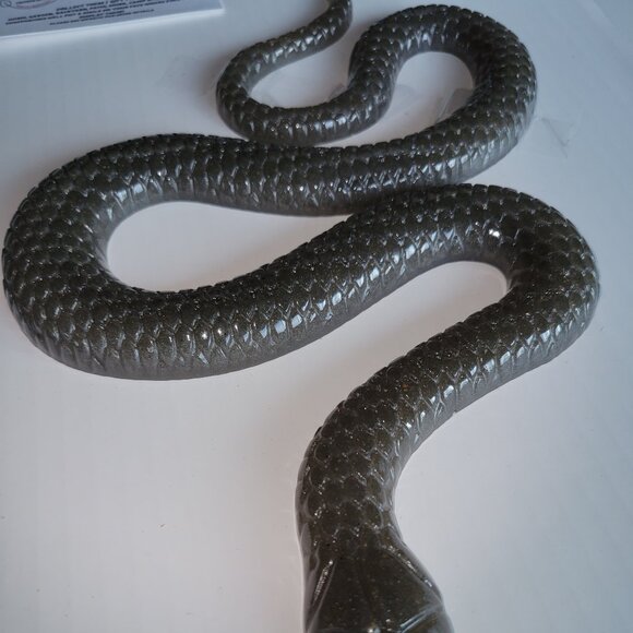 SNAKE winder GRAY grey Resin Figurine New collectible animal reptile HANDMADE - Picture 3 of 3